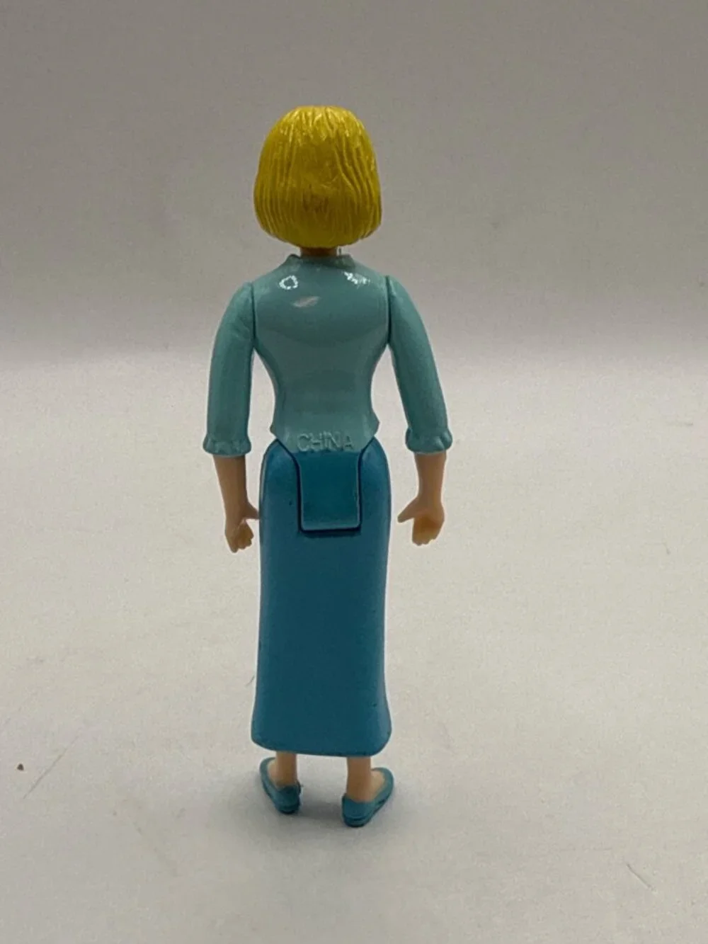 Vtg Fisher Price Sweet Streets Dollhouse Mom Figure Blue Dress Y2K Coquette Toy